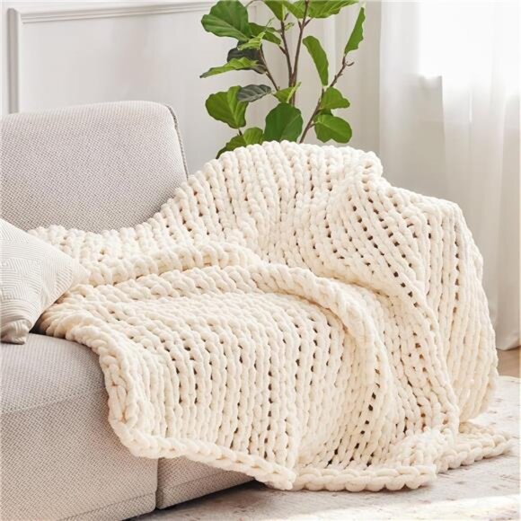 Chunky Knit Throw Blanket Cream Chenille Yarn Handmade Knitted Couch Bed Blanket - Picture 3 of 8